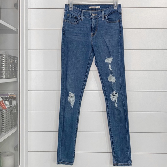 Levi’s | 710 Super Skinny jeans Quebec High - Medium Wash - Picture 1 of 6